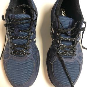 Mens Asics Sneakers size 10.5 4E